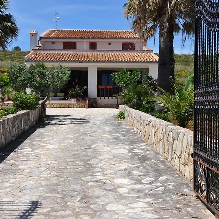 Villa Cala Rossa Antonella *